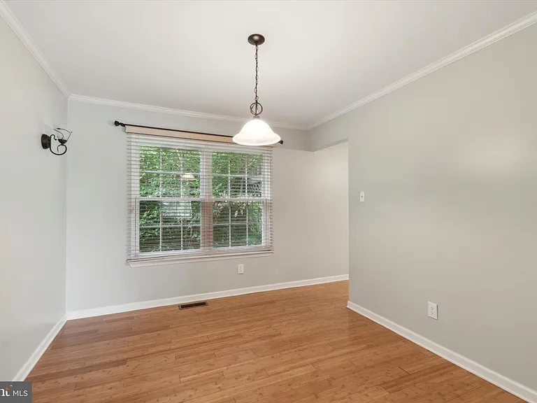 1607 Barbara Dr — Photo 15