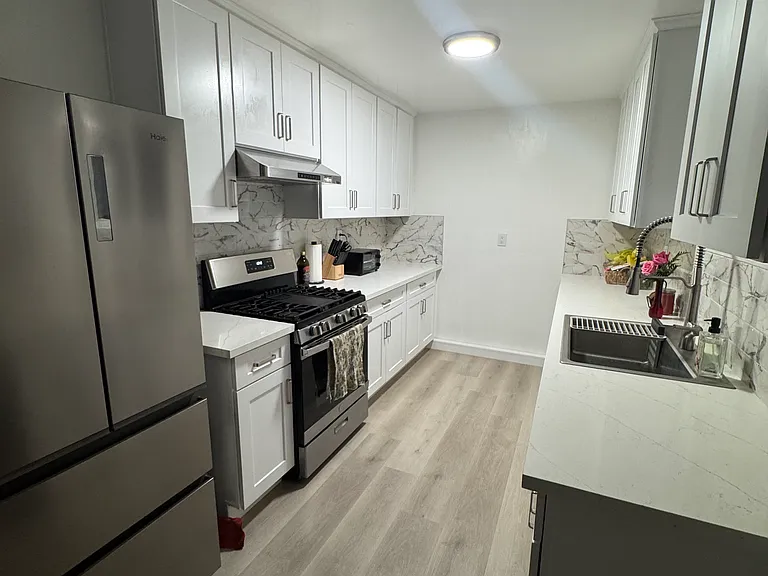 319 Le Borgne Ave — Photo 6