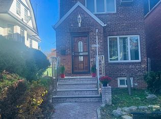 8641 111th St, Richmond Hill, NY 11418