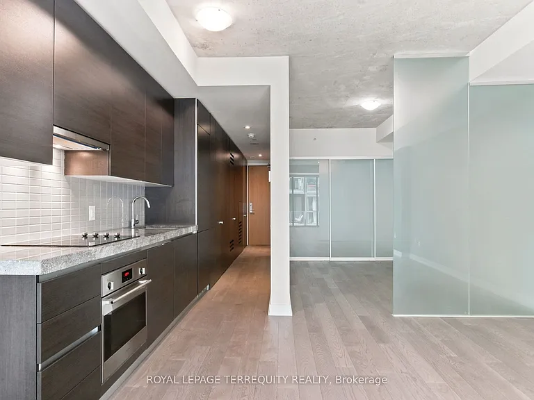 38 Stewart St #406 — Photo 8