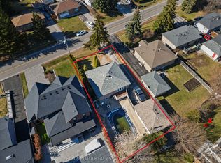1294 Pinegrove Rd, Oakville, ON L6L2X3
