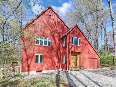 27 Ashfield Ln, South Hadley, MA, 01075