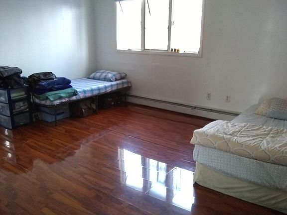 2nd image of 247 Palisade Ave APT Rear
