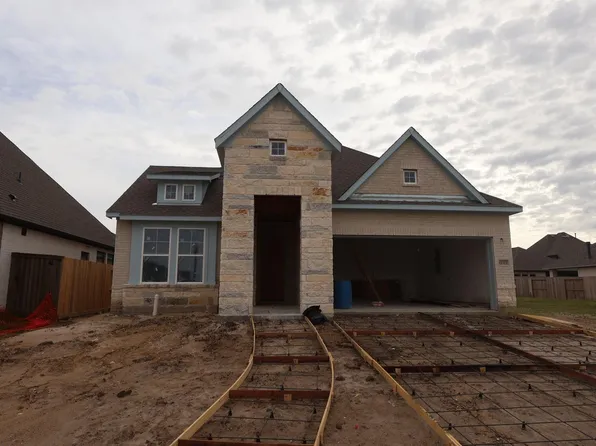 12323 Hackberry Dr, Mont Belvieu, TX 77523