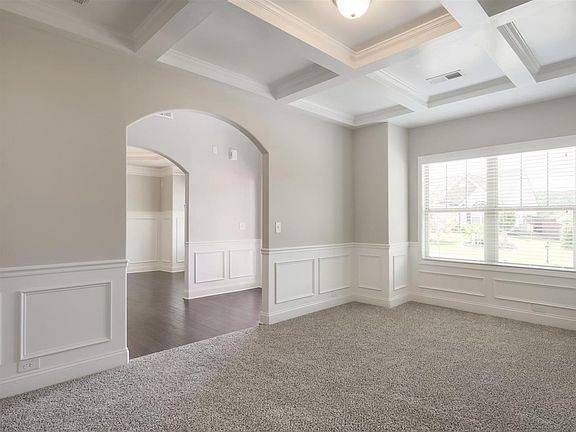 4th image of 536 Saddletree Dr