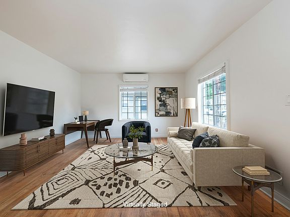 Living Room (virtually staged)