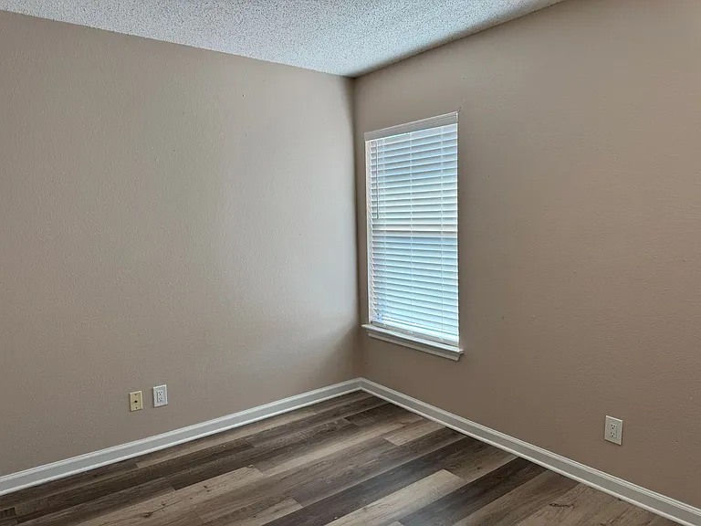 8290 Morning Grv — Photo 14