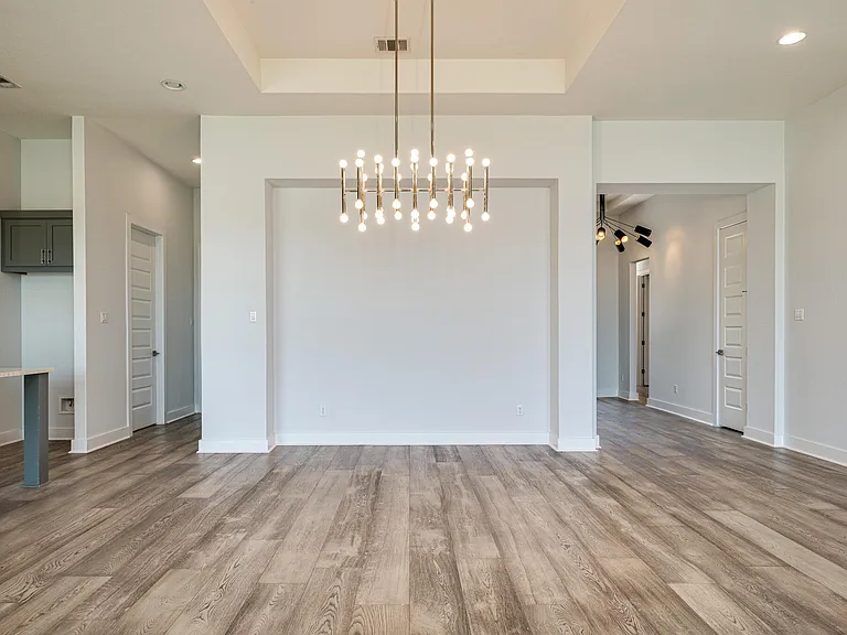 523 Baldovino Skyway — Photo 10
