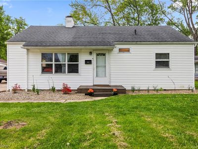 571 Hilliard Rd, Elyria, OH, 44035