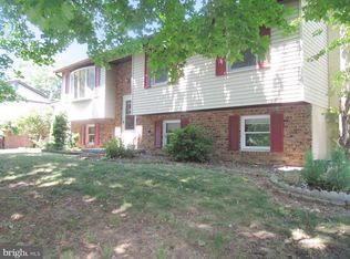 48 Colonial Dr, Hanover, PA 17331
