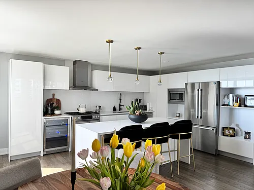 400 E Randolph St #1310 Photo 1