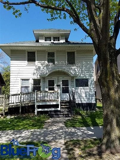 1st image of 827 N Ashland Ave #14388480