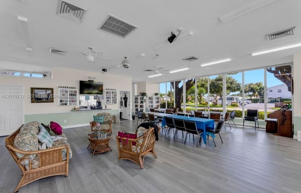 2551 W Golf Blvd APT 101, photo 9