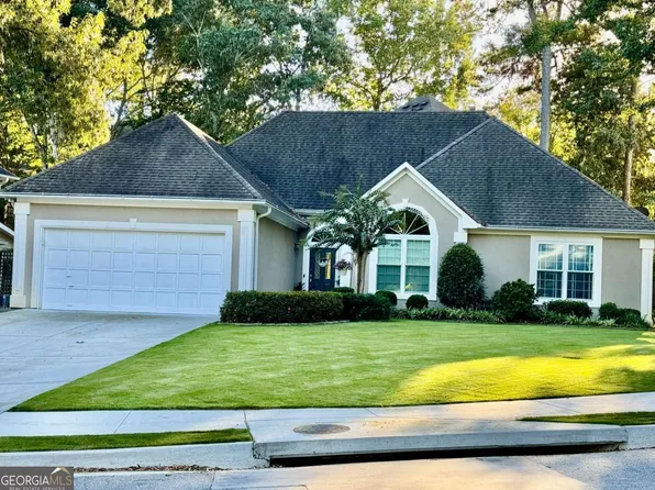 10825 Pinewalk Forest Cir, Alpharetta, GA 30022