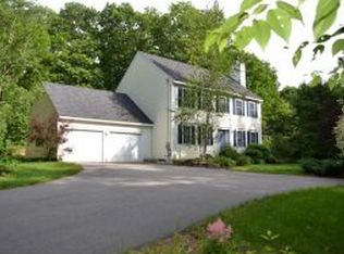 19 Wilbur Rd, Surry, NH 03431