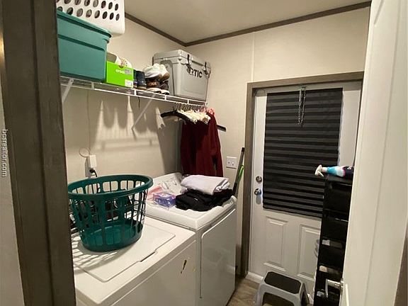 4th image of 107 Ridgeview