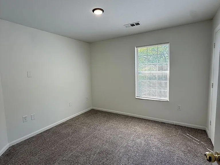 Highlands Apts — Photo 70