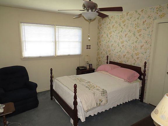 5th image of 157 Glenrochie Dr