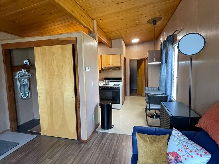 3943 Merrill Dr — Photo 6