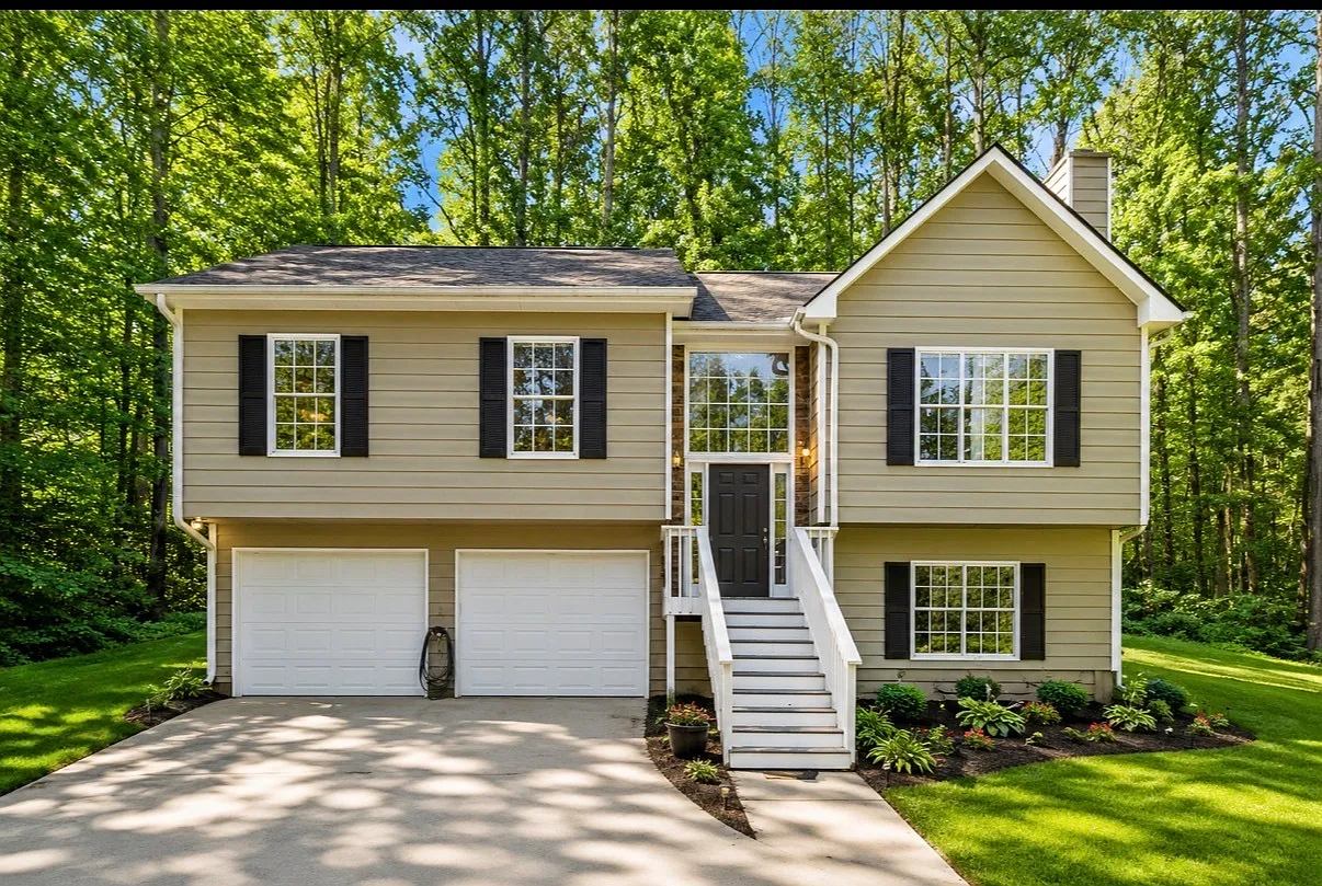 181 North Springs Drive - 1 — Photo 3