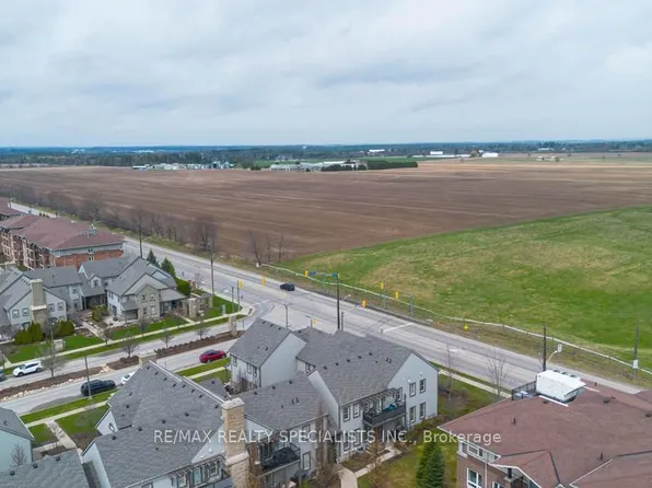 101 Frederick Dr #2, Guelph, ON N1L 0K7