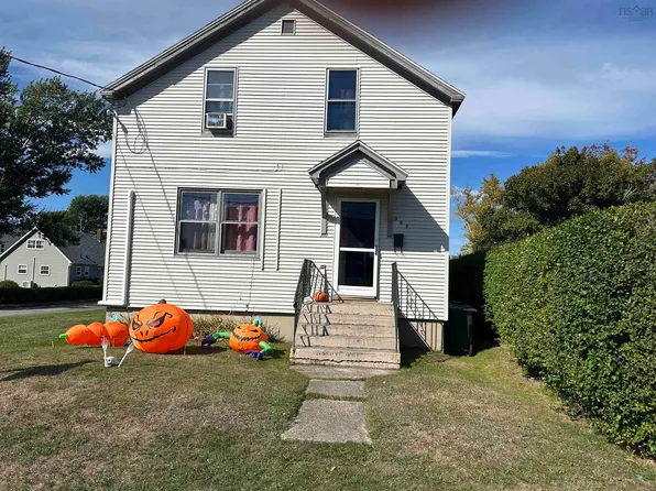 307 Cabot St, Sydney, NS B1P 4E9