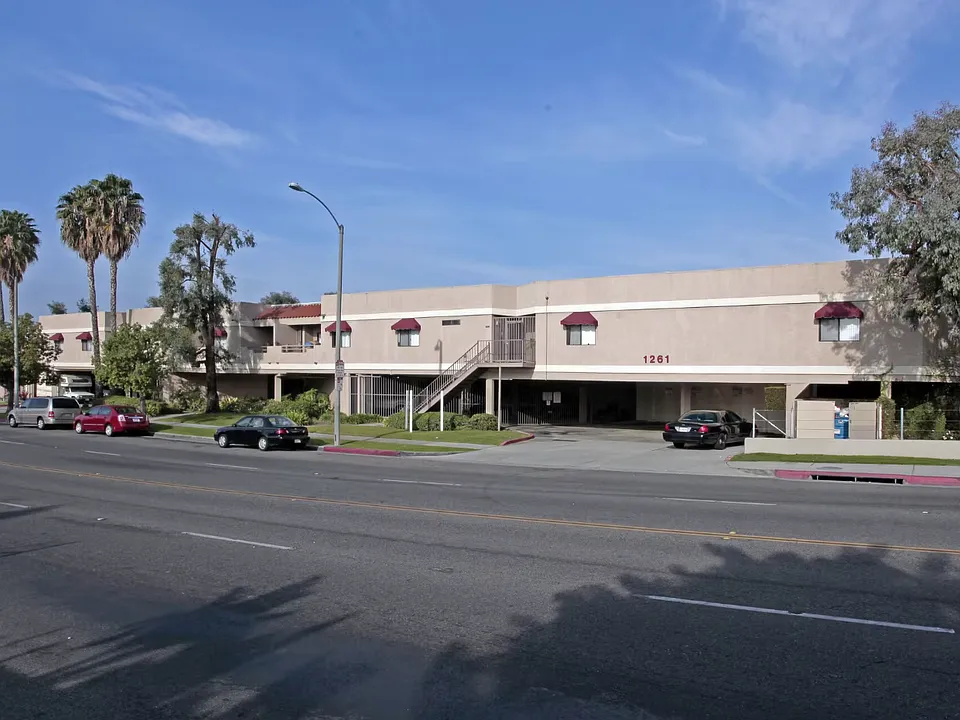 The Edgewood Park Apartments