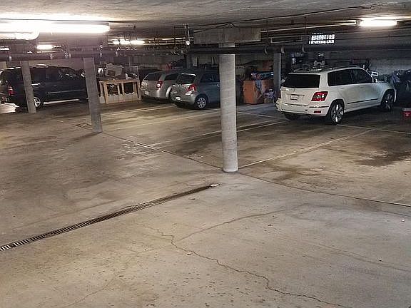 Two space / Garage parking