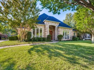 606 Lorraine Dr, Southlake, TX 76092
