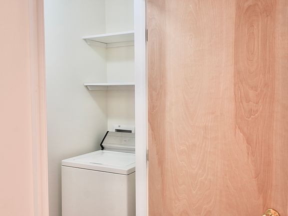 Laundry room off kitchen