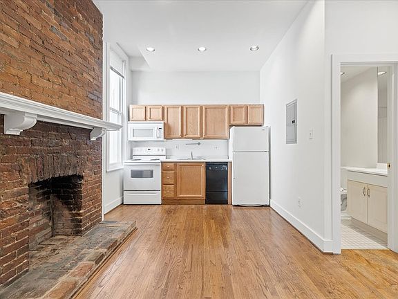 2nd image of 6323 Marchand St APT 1