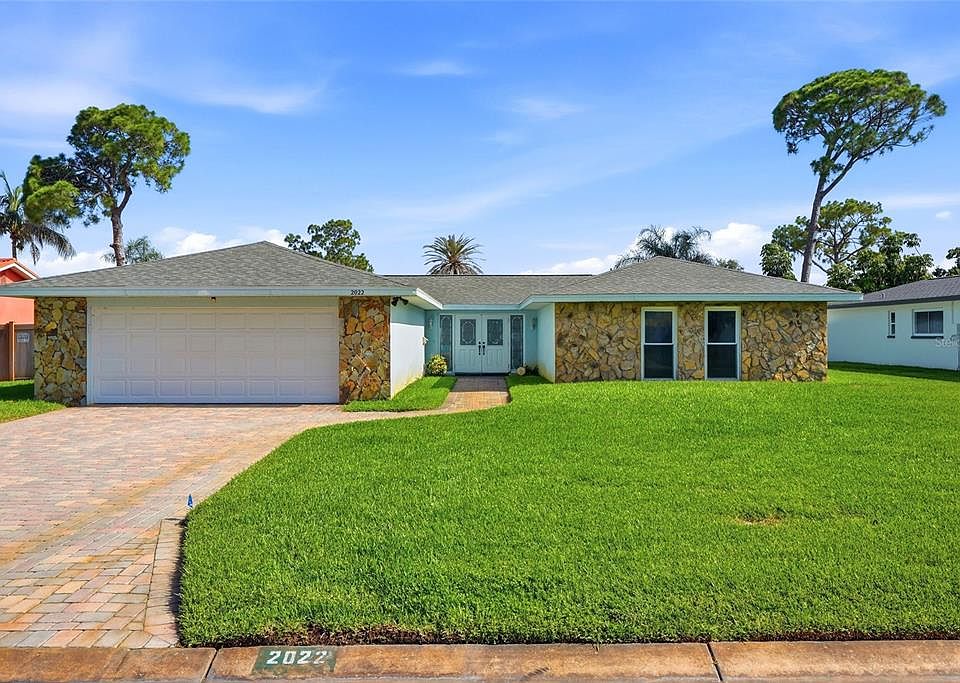 1st image of 2022 TANGLEWOOD DRIVE NE