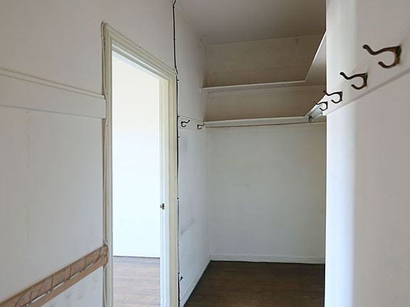 4th image of 330 W Portal Ave APT 204