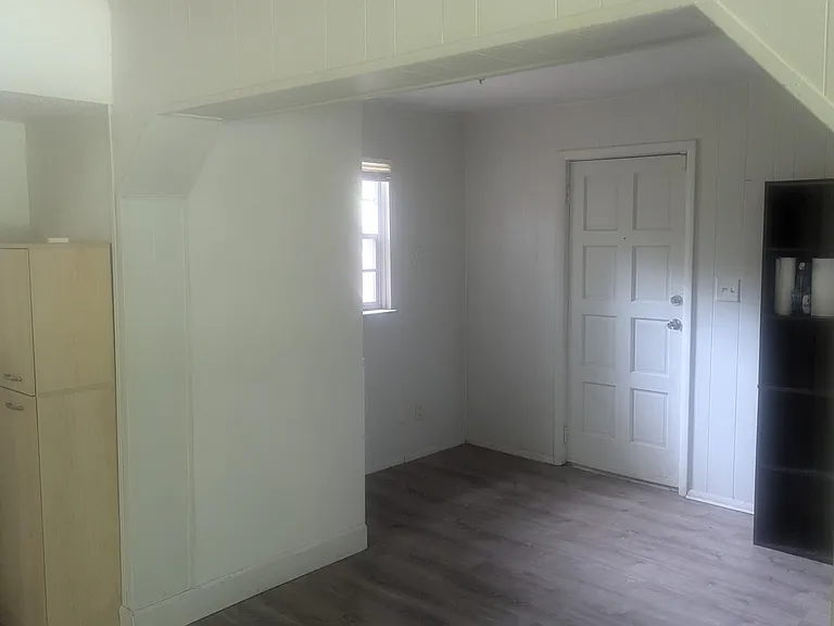 1700 NW 55th St — Photo 5