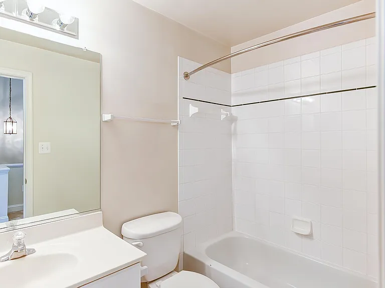 4610 Wilson Blvd — Photo 32