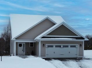 154 Chase Ct, Essex Junction, VT 05452