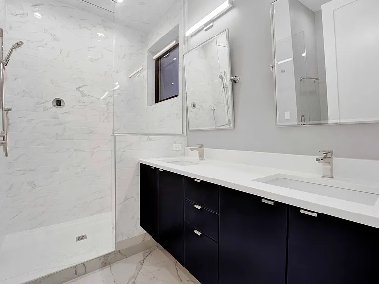 1022 N Honore St #2 — Photo 26