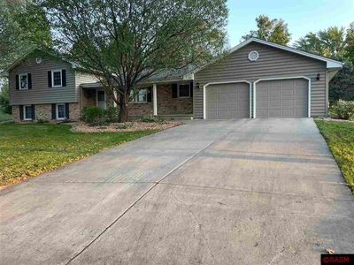 107 Elmwood Cir, Le Sueur, MN, 56058