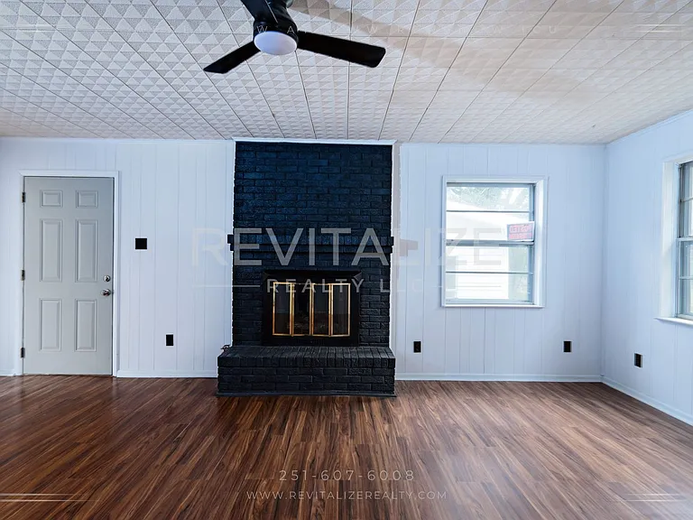 2121 Barron Pl — Photo 7