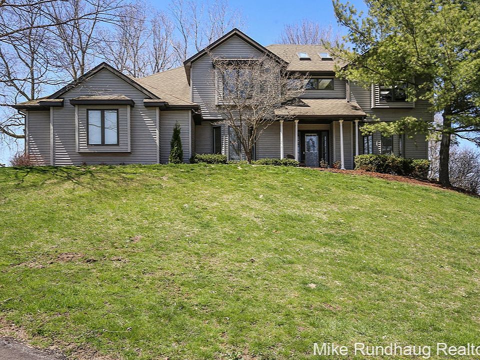 1st image of 3711 Oakmont St SE