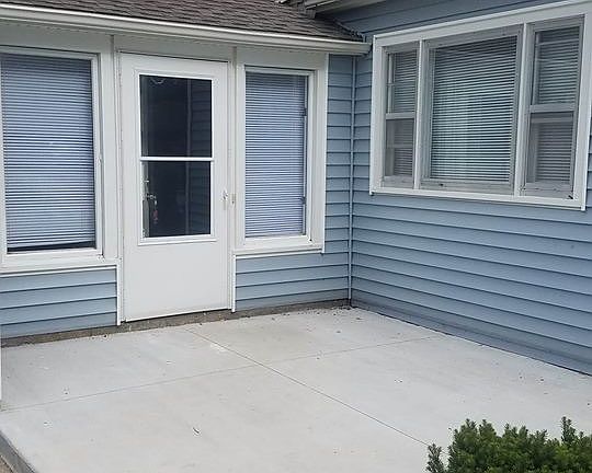 2nd image of 3800 Worthington Ave