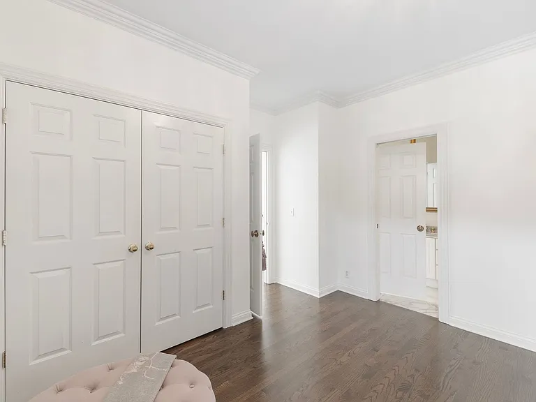 9435 Norwood Dr — Photo 39