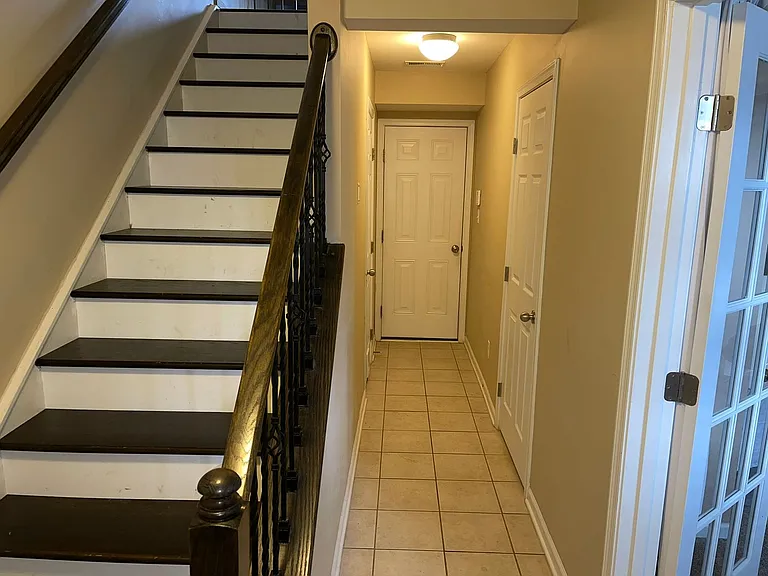 234 W Bland St — Photo 17