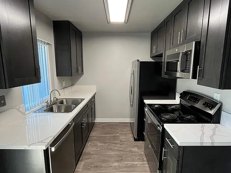 Maya Linda Apartments — Photo 44
