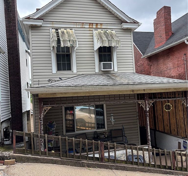 1st image of 904 Coalmont St