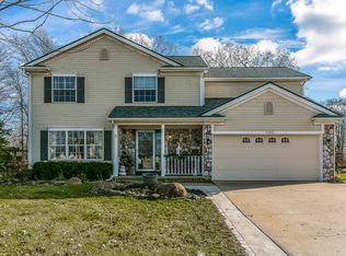 1405 Saint Lawrence Ct, Fenton, MI 48430