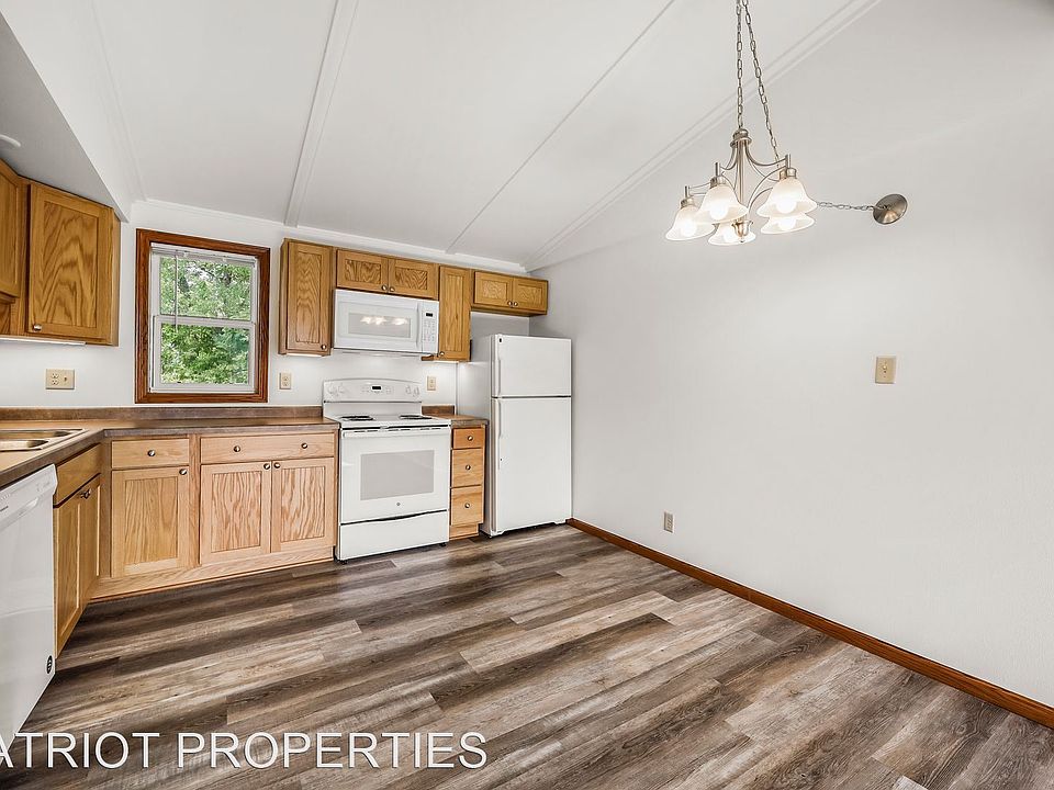 1st image of 512 S Main St #13876117
