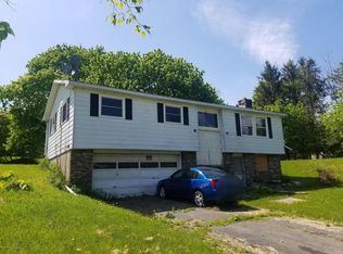 9 Steves Ln, Tunkhannock, PA 18657