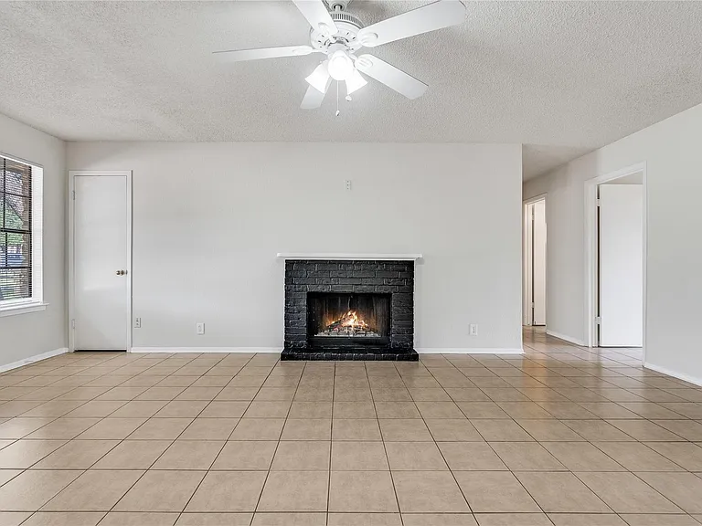 3801 Foust Trl #A — Photo 6