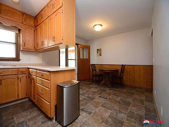 3rd image of 4121 Teri Ln